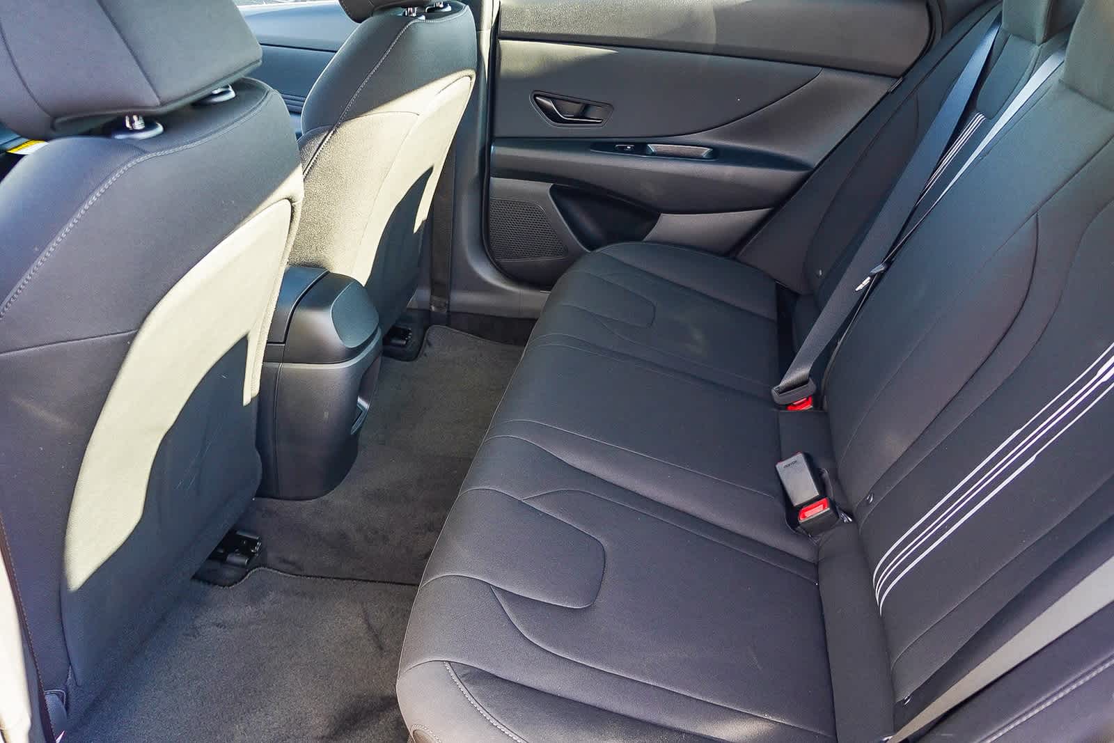 Thumbnail: 2025 Hyundai Elantra - 21