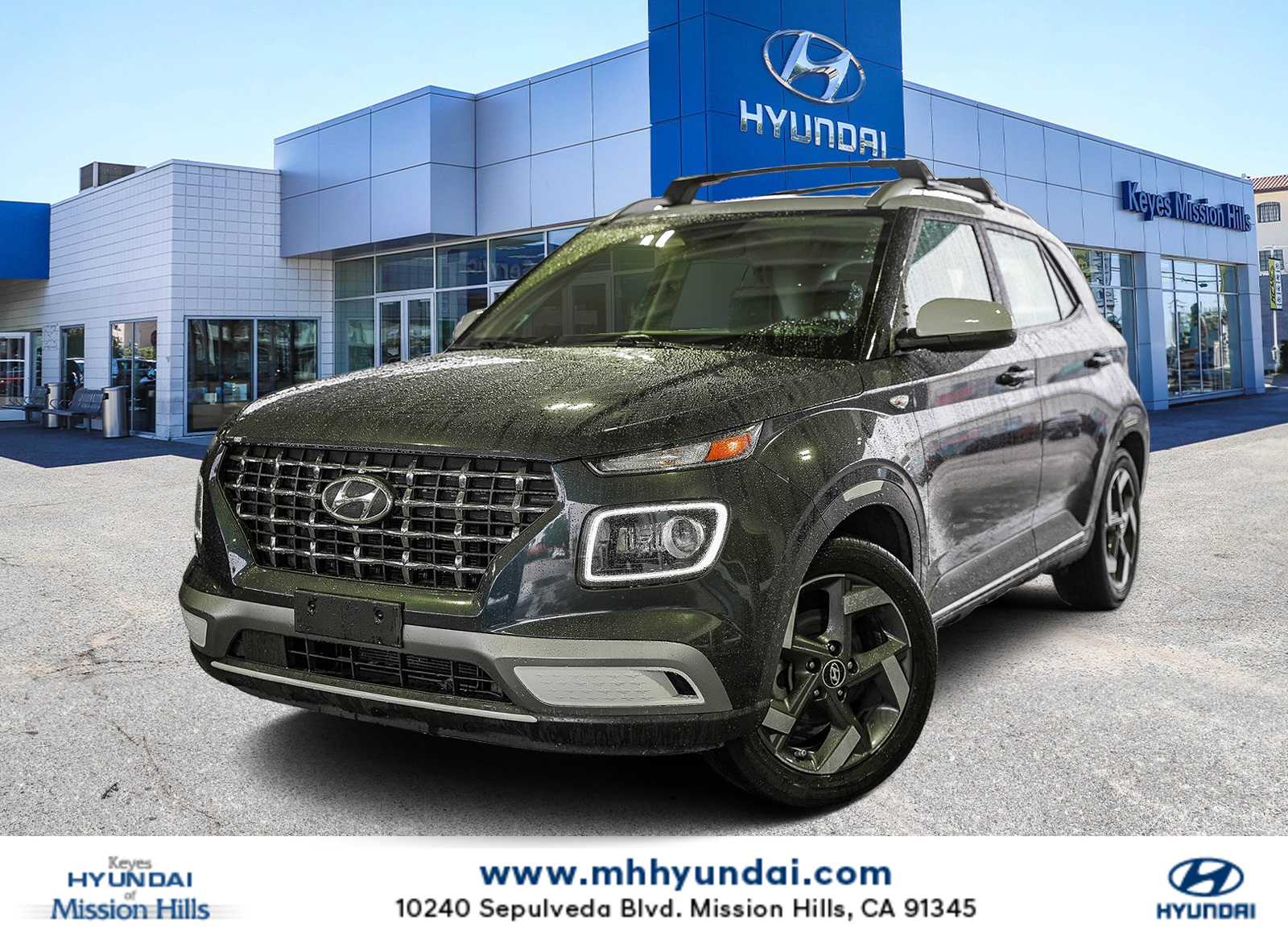 Thumbnail: 2023 Hyundai Venue - 1