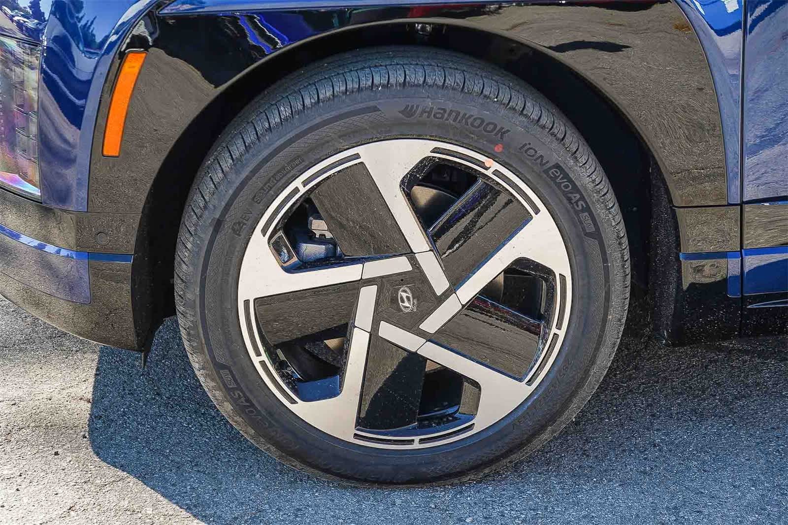 Thumbnail: 2026 Hyundai Ioniq - 10