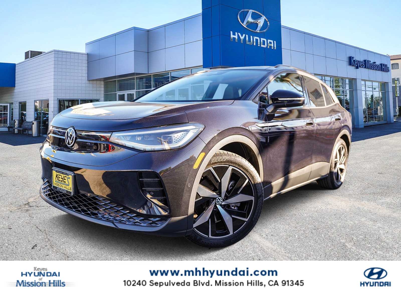 Thumbnail: 2023 Volkswagen ID.4 - 1