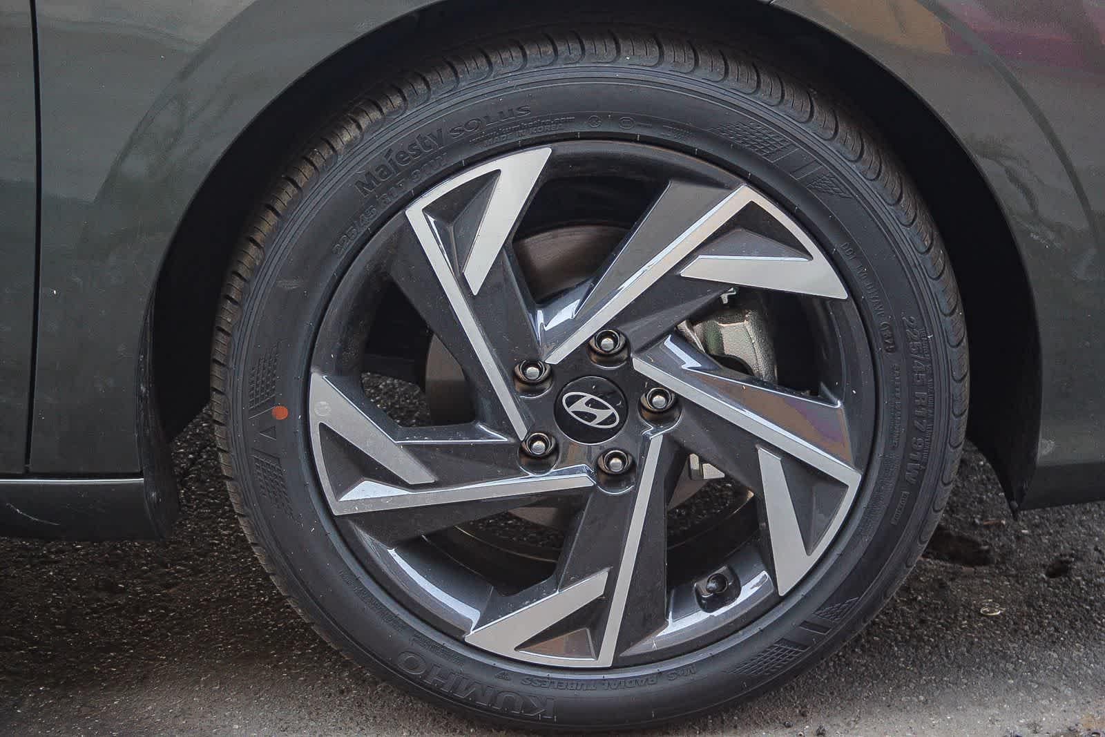 Thumbnail: 2025 Hyundai Elantra - 9