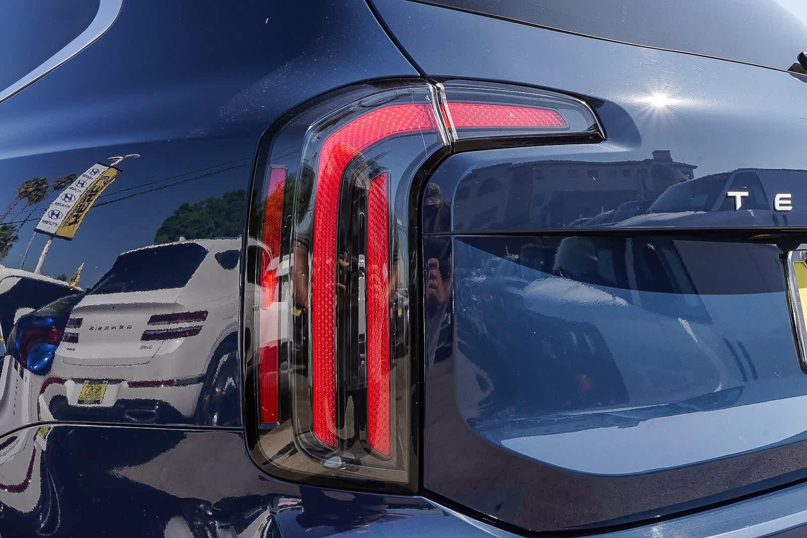 Thumbnail: 2024 Kia Telluride - 8