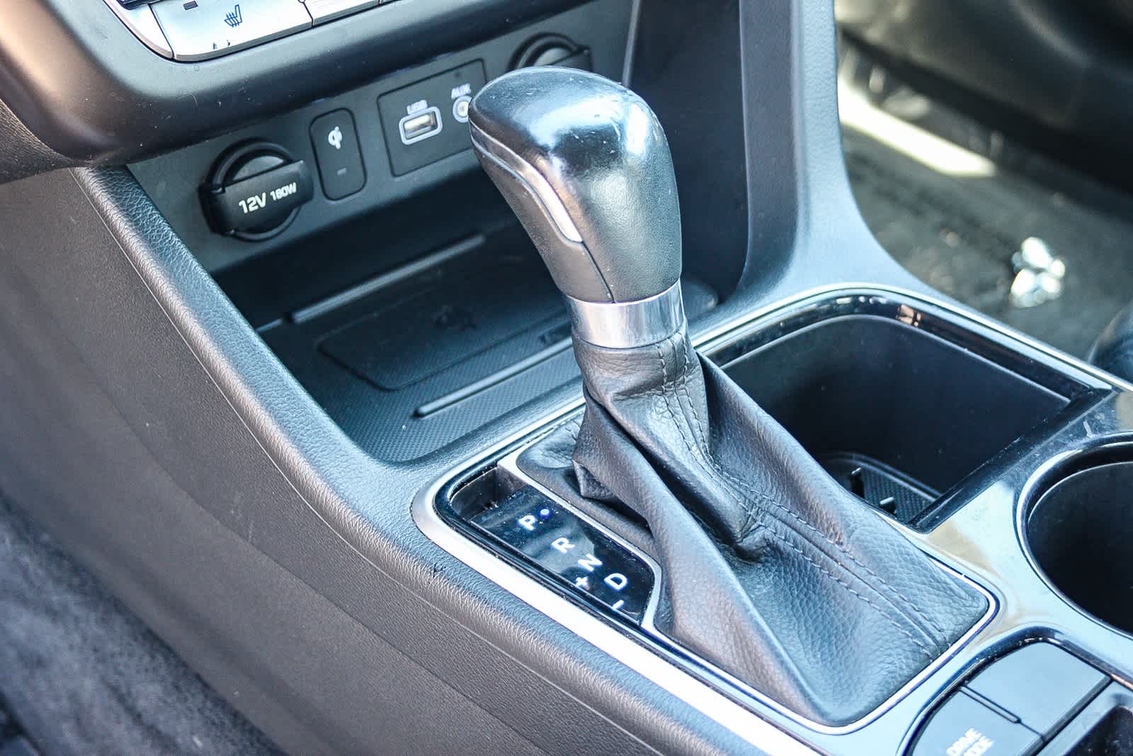 Thumbnail: 2019 Hyundai Sonata - 19