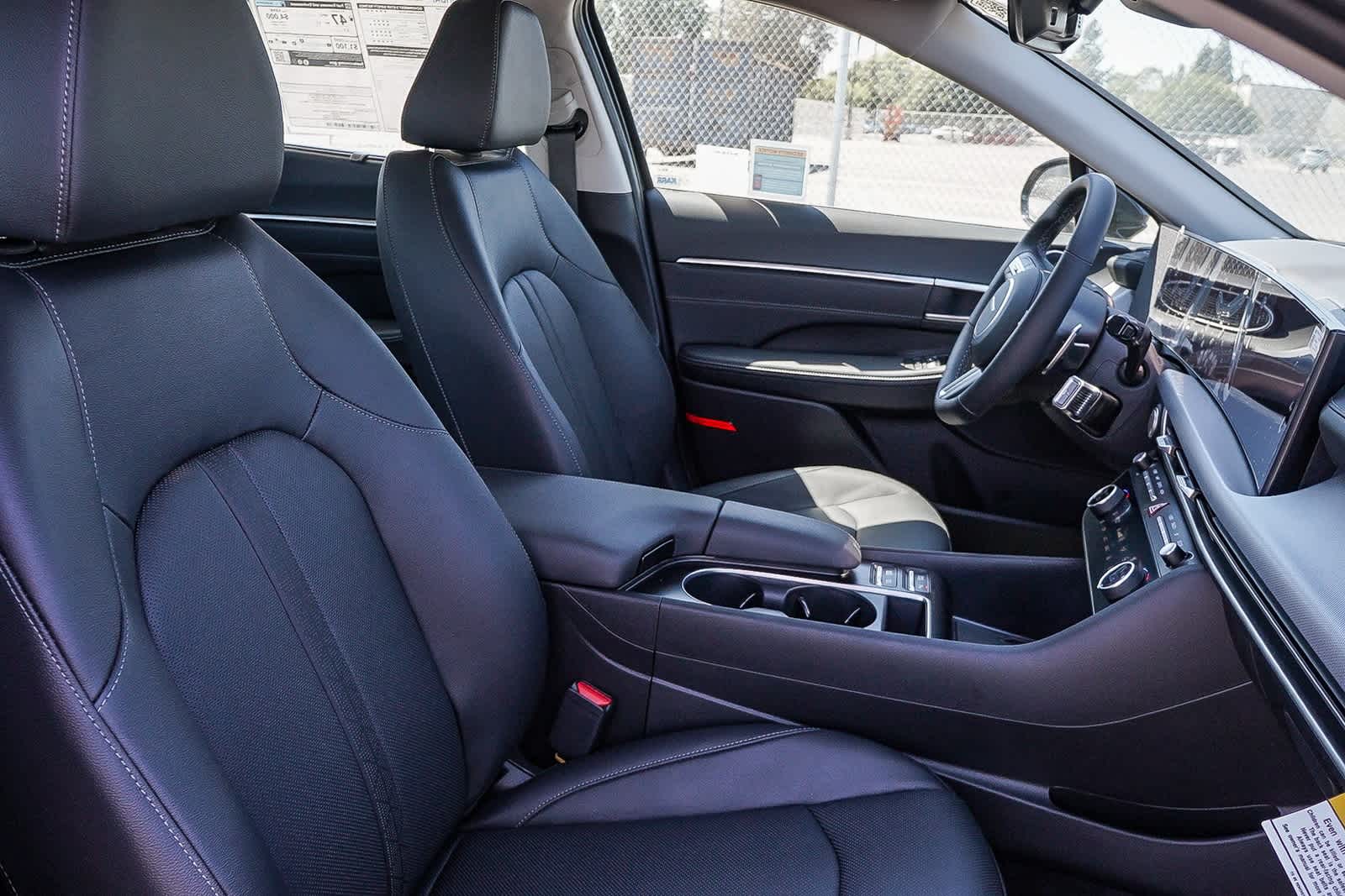 Thumbnail: 2025 Hyundai Sonata - 29