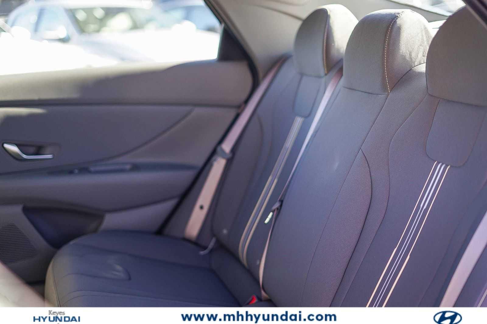 Thumbnail: 2026 Hyundai Elantra - 22
