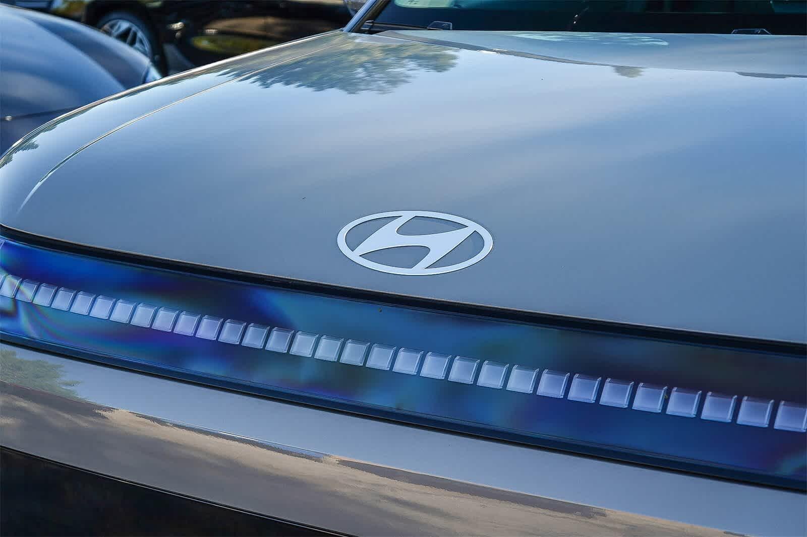 Thumbnail: 2026 Hyundai Ioniq - 9