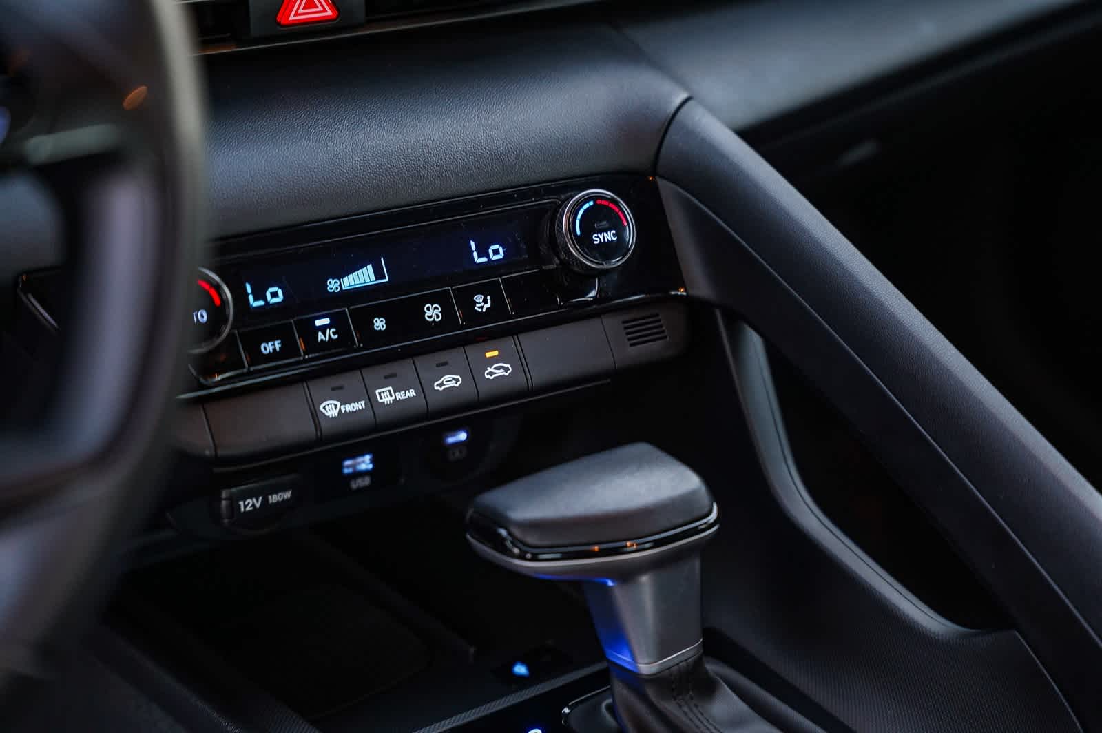 Thumbnail: 2025 Hyundai Elantra - 22