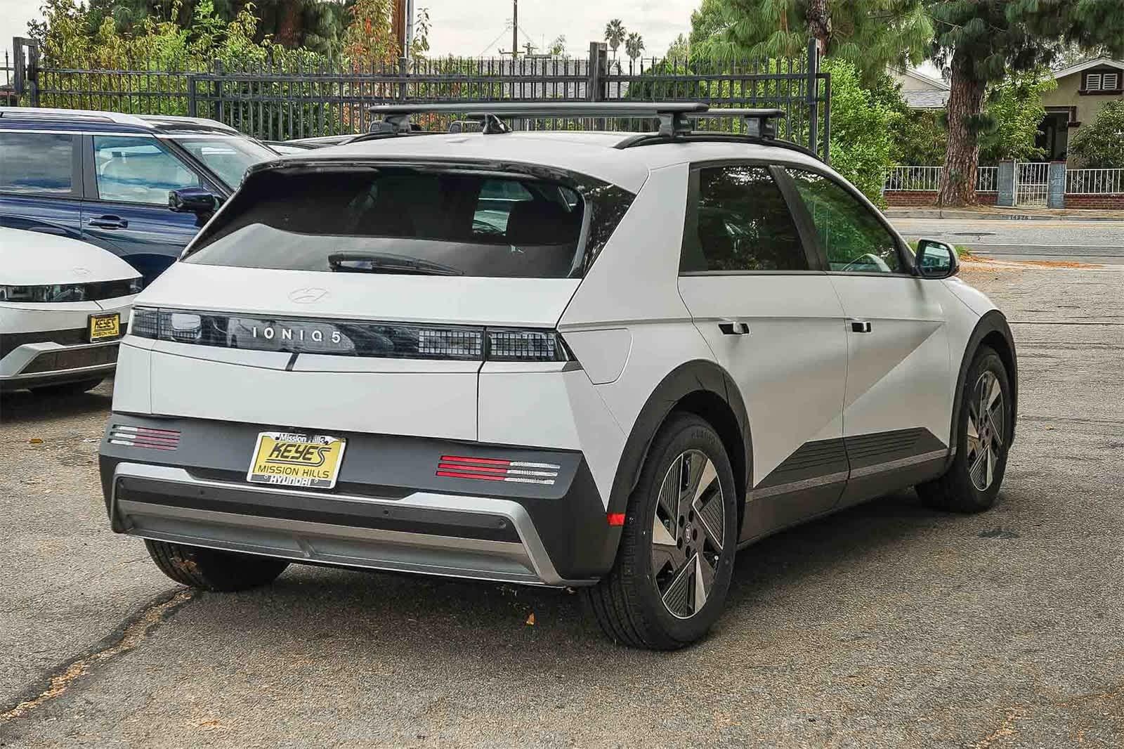 Thumbnail: 2025 Hyundai Ioniq 5 - 4