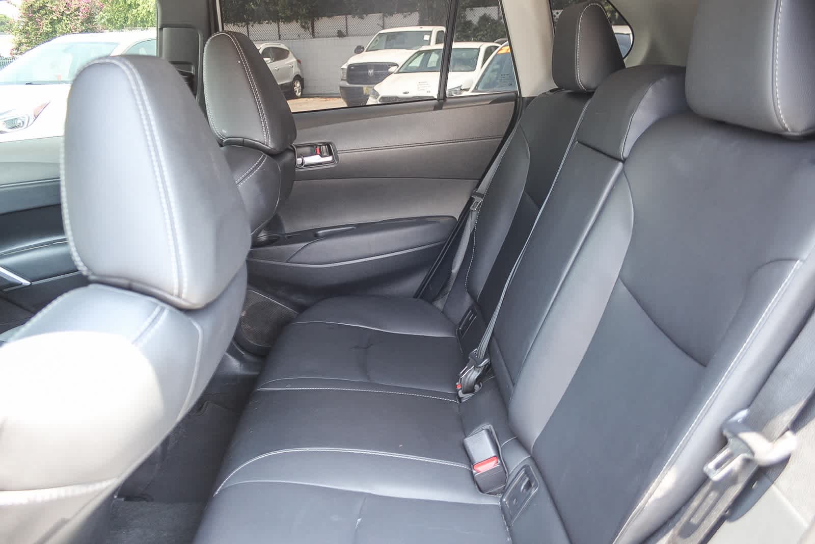 2023 Toyota Corolla Cross XLE 12
