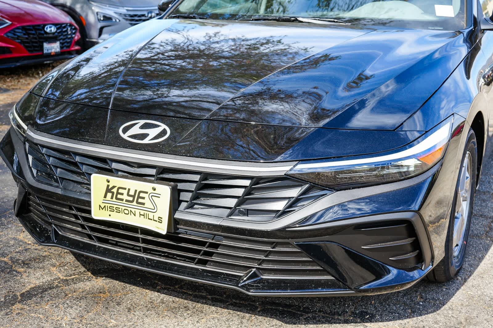 Thumbnail: 2025 Hyundai Elantra - 8