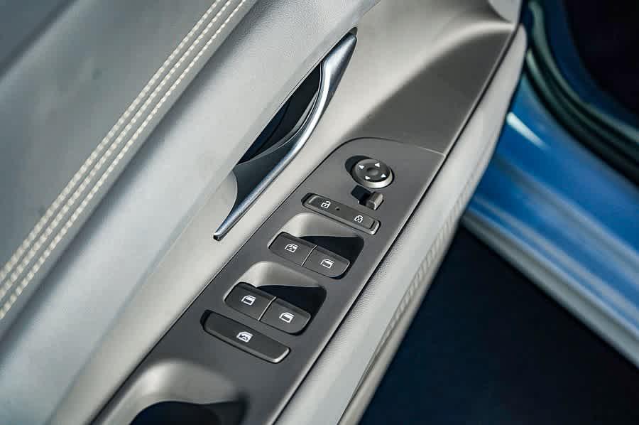 Thumbnail: 2025 Hyundai Elantra - 18