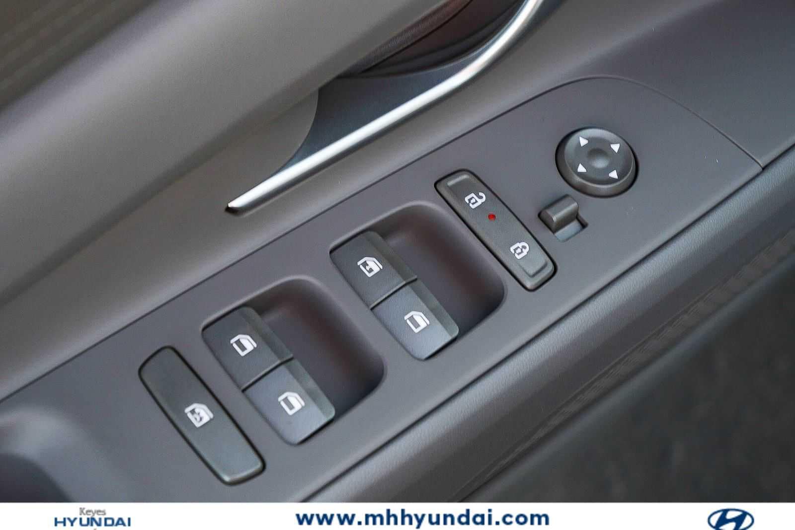 Thumbnail: 2026 Hyundai Elantra - 24