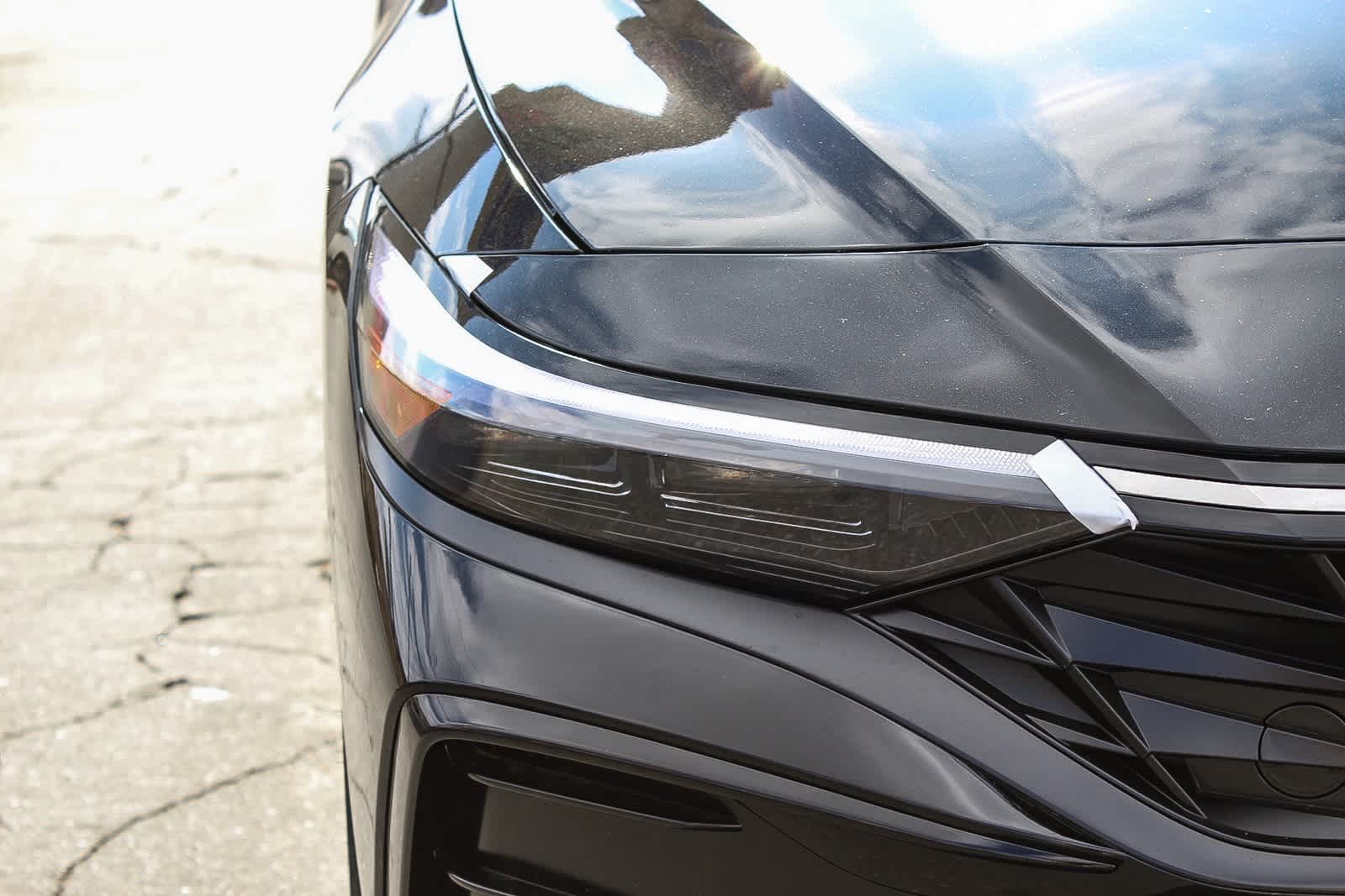Thumbnail: 2025 Hyundai Elantra - 10