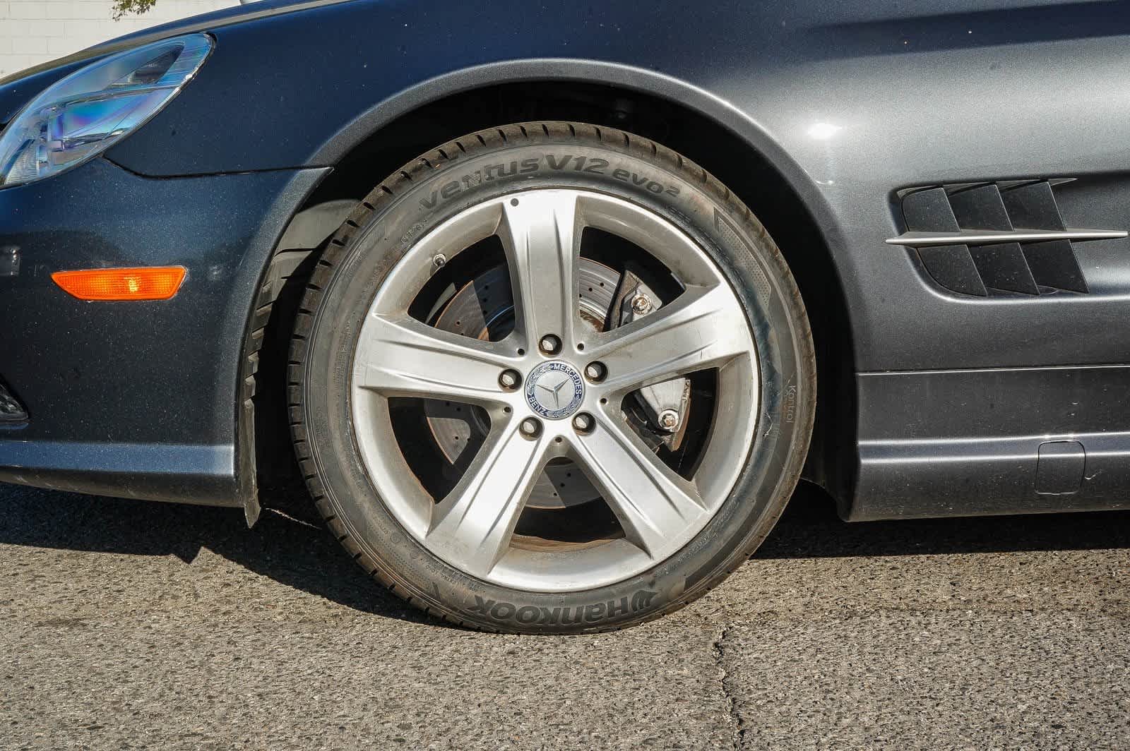 Thumbnail: 2009 Mercedes-Benz SL-Class - 8