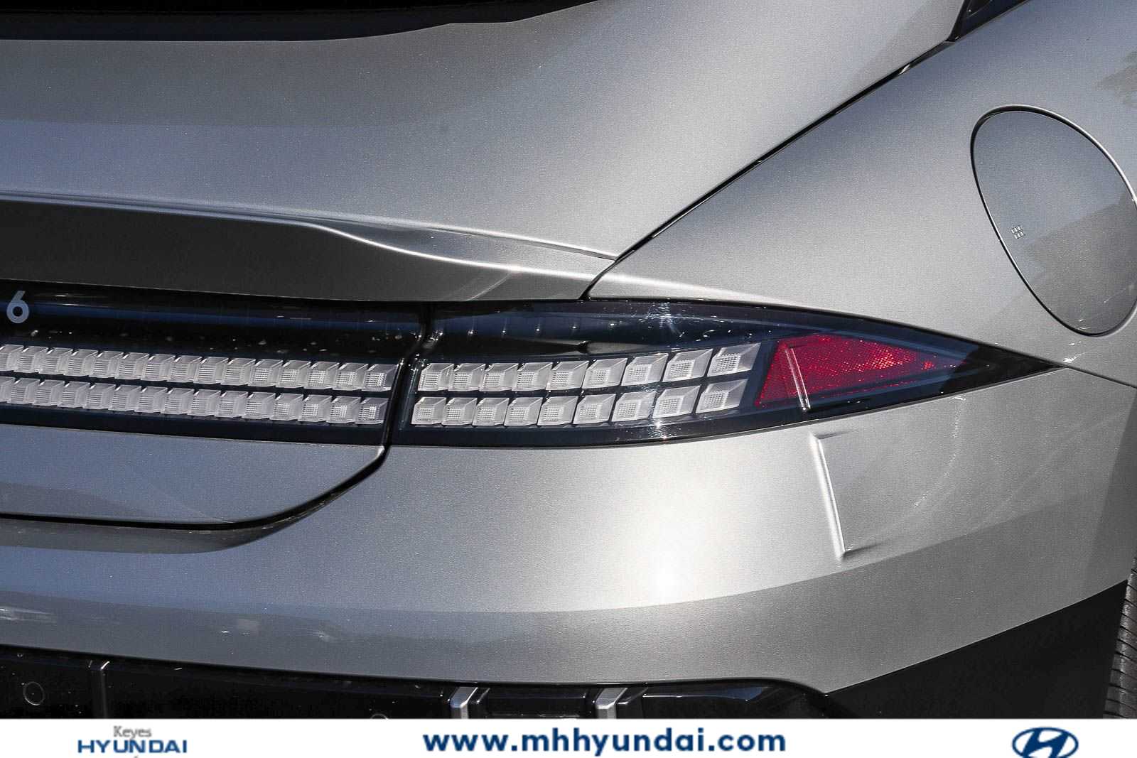 Thumbnail: 2023 Hyundai Ioniq 6 - 10