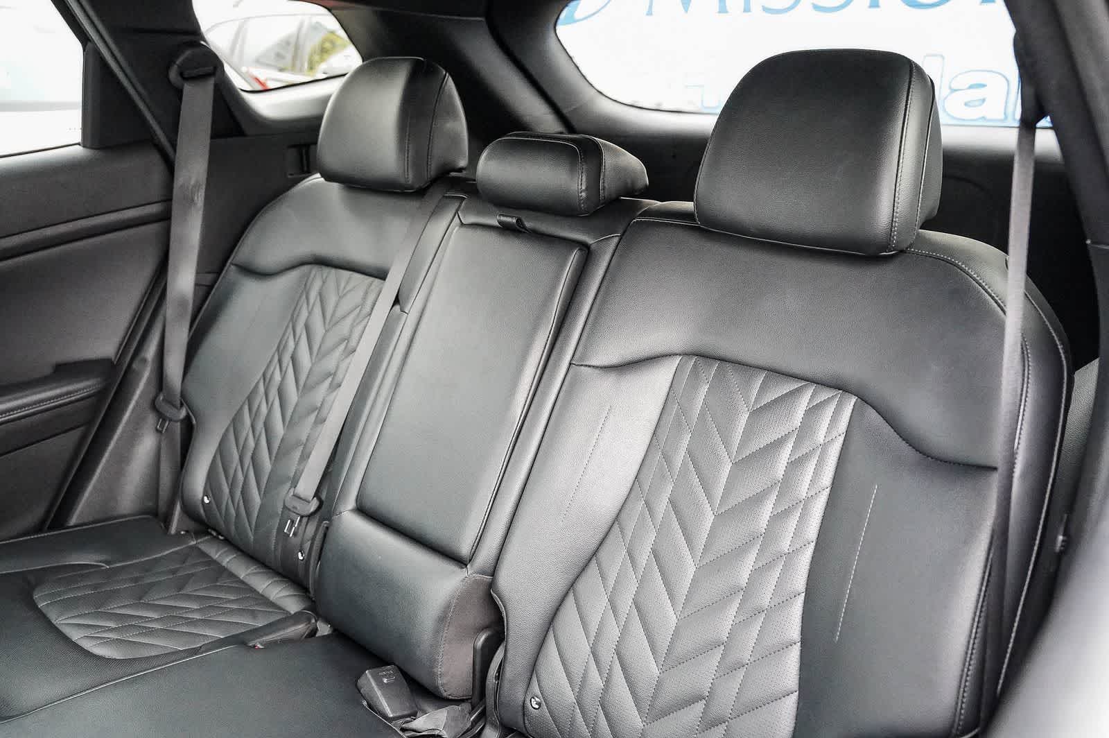 Thumbnail: 2023 Kia Sportage - 18