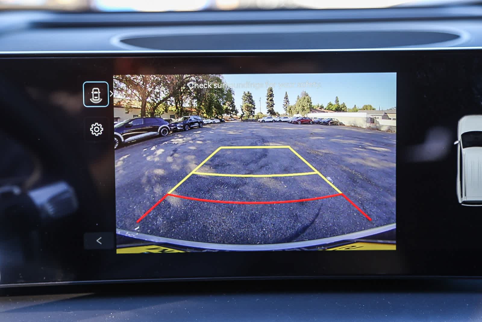 Thumbnail: 2026 Hyundai Ioniq - 24