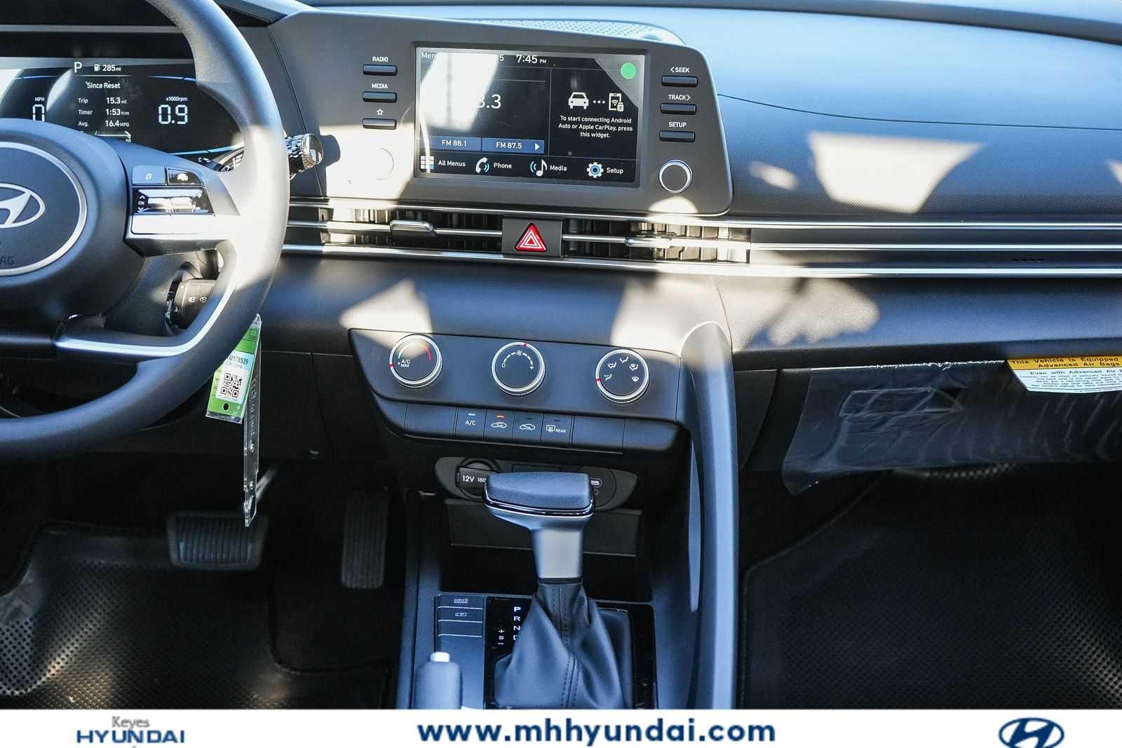 Thumbnail: 2026 Hyundai Elantra - 16