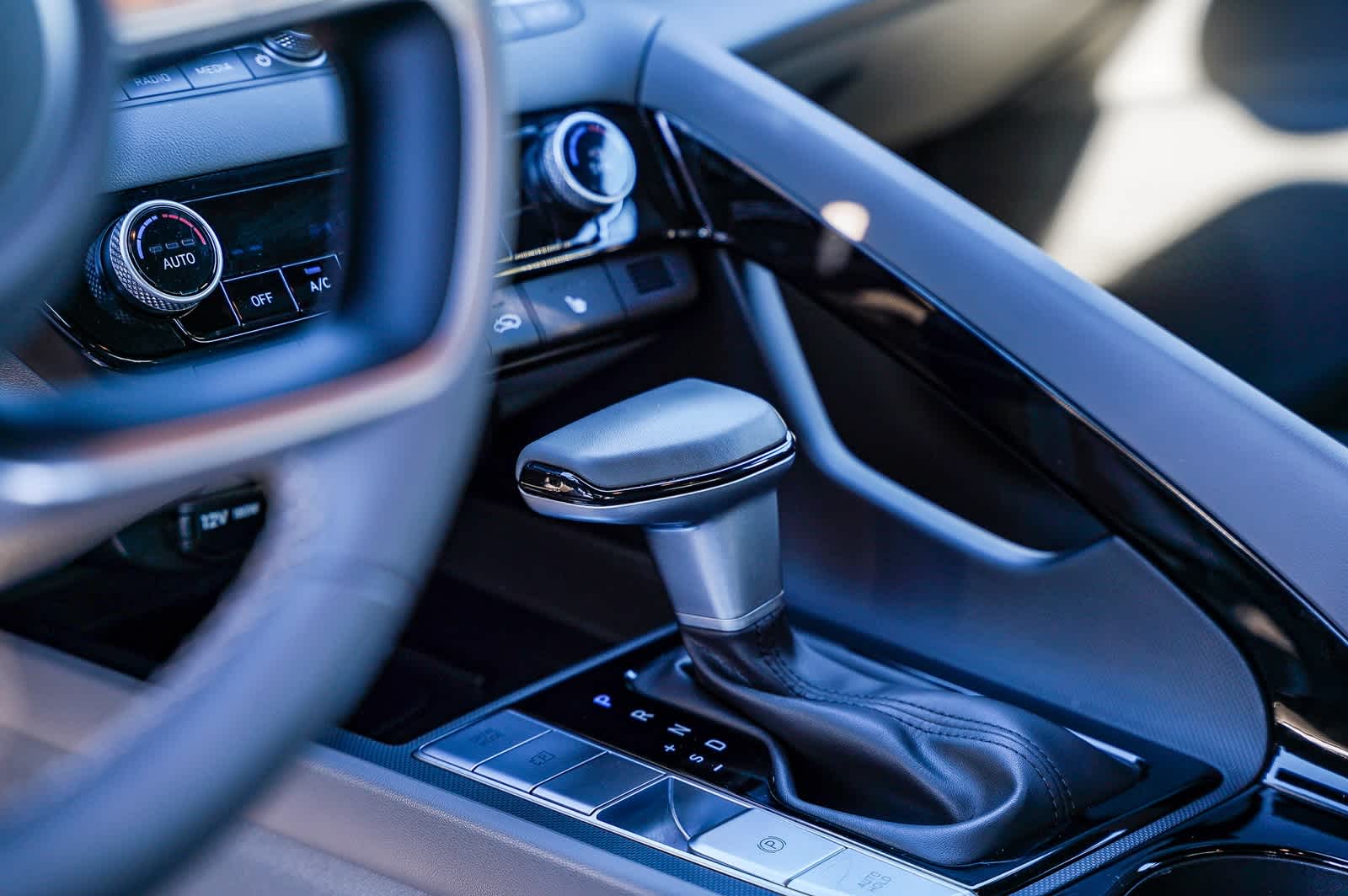 Thumbnail: 2024 Hyundai Elantra - 20