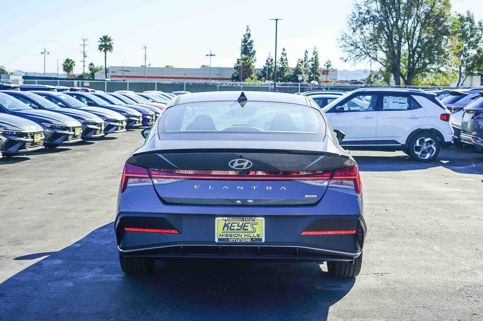 Thumbnail: 2026 Hyundai Elantra - 3