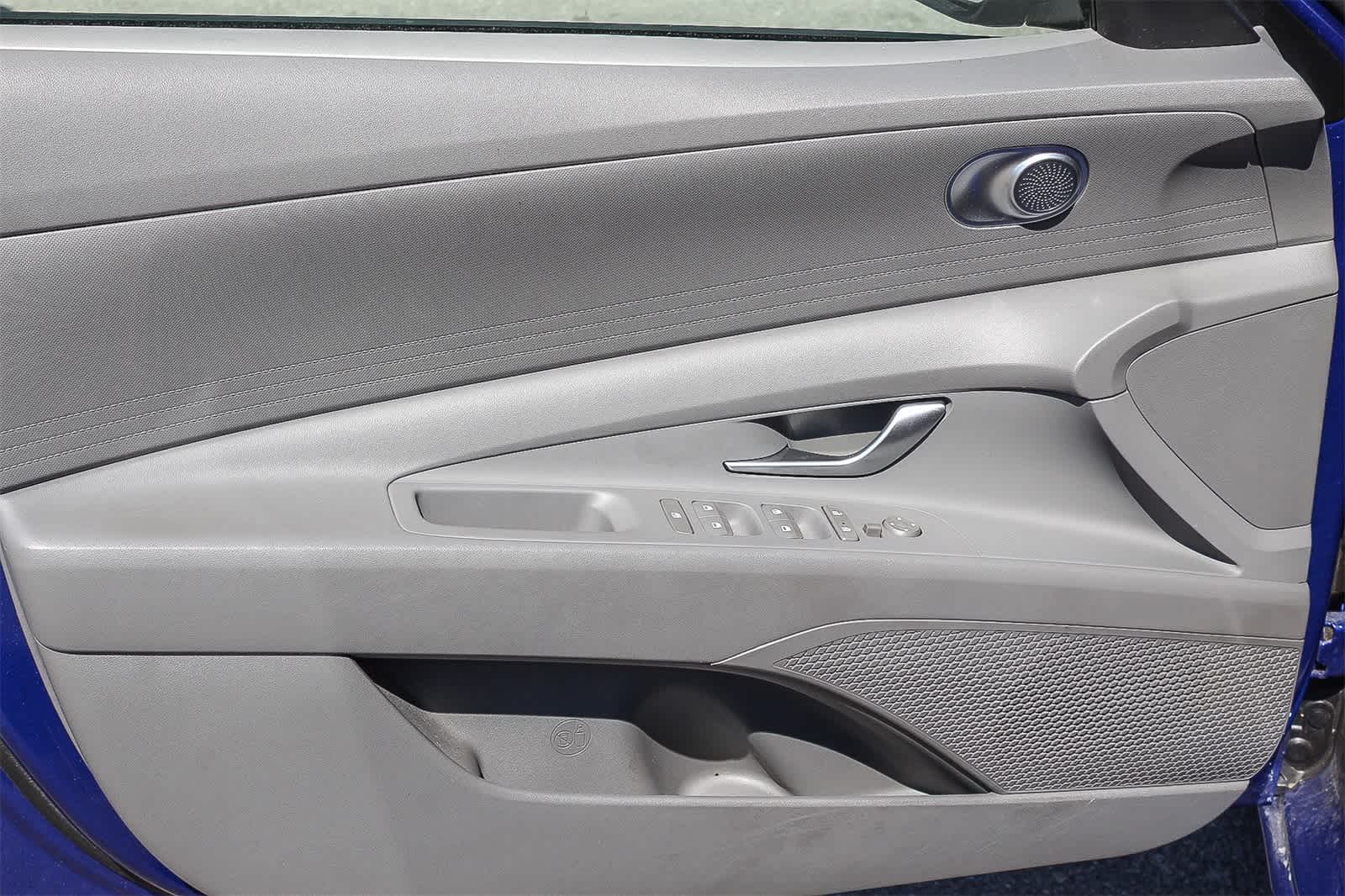 Thumbnail: 2023 Hyundai Elantra - 20