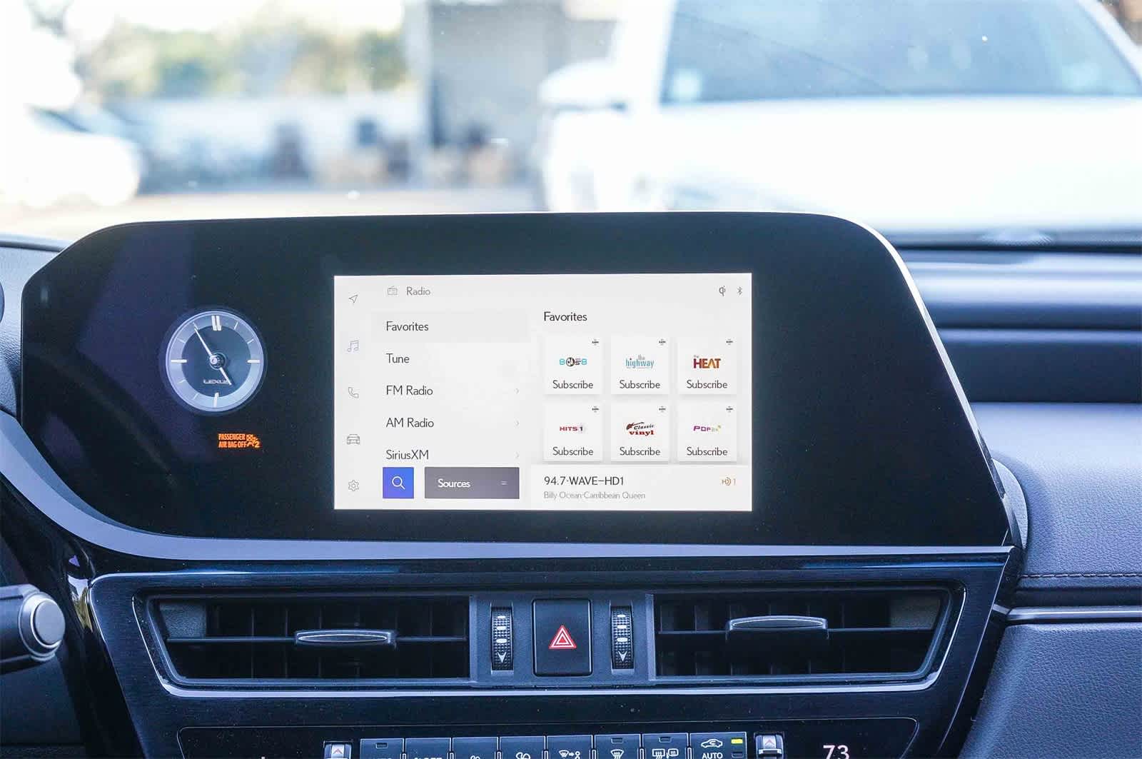 Thumbnail: 2023 Lexus ES - 14