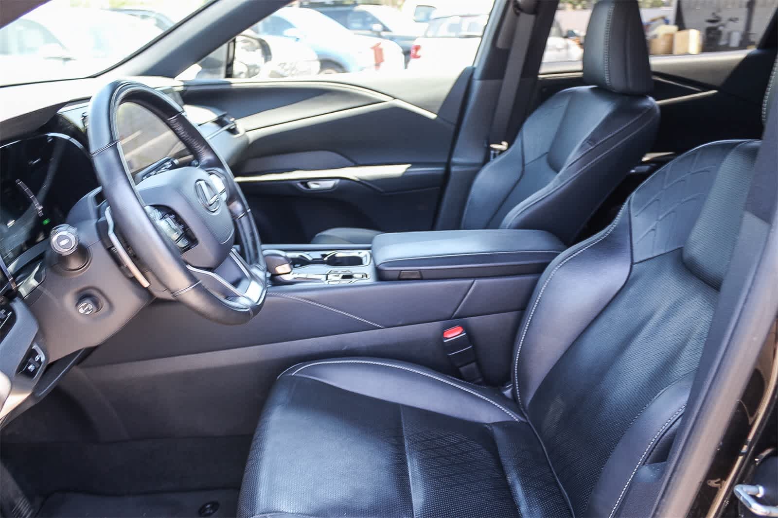 Thumbnail: 2024 Lexus RX - 14