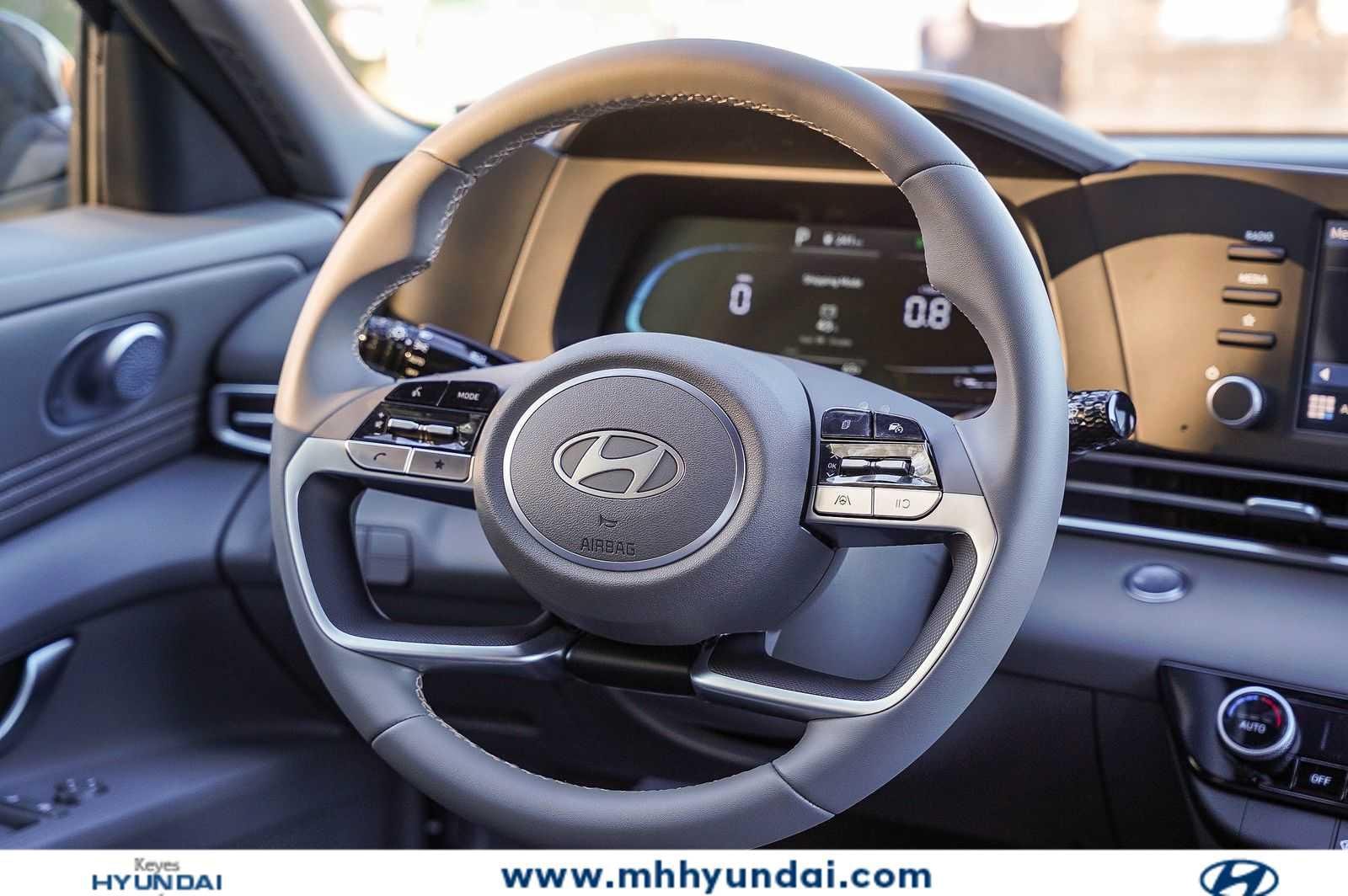 Thumbnail: 2026 Hyundai Elantra - 18