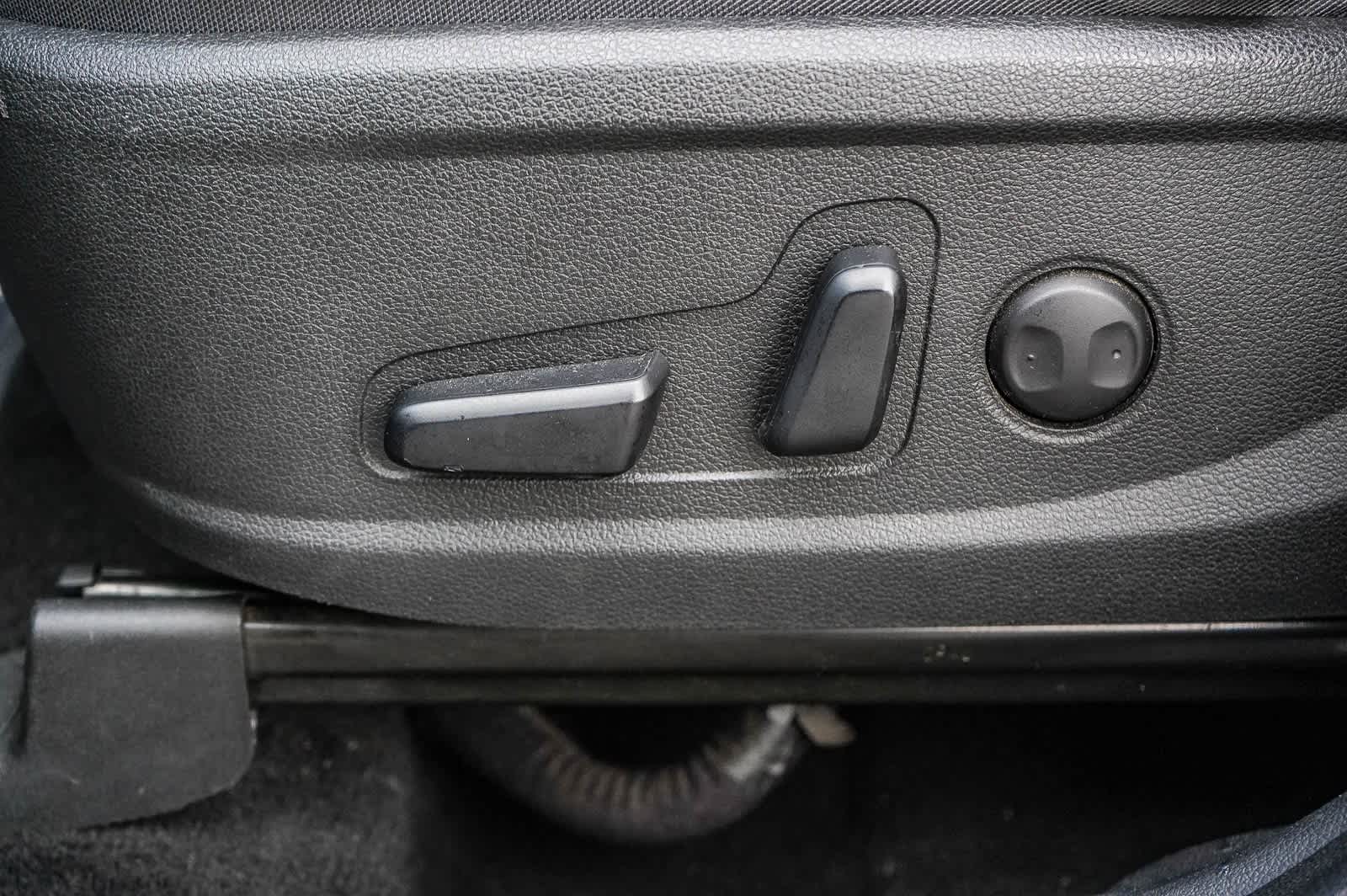 Thumbnail: 2022 Hyundai Santa Fe - 20