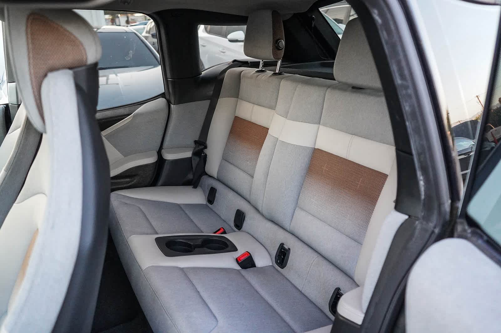 Thumbnail: 2019 BMW i3 - 15