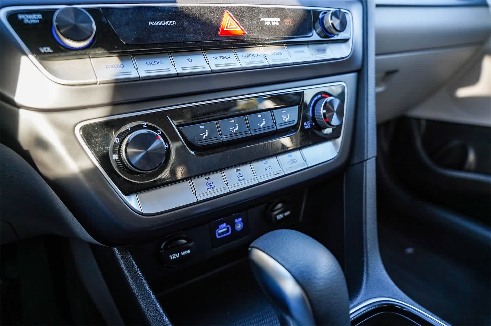 Thumbnail: 2019 Hyundai Sonata - 21