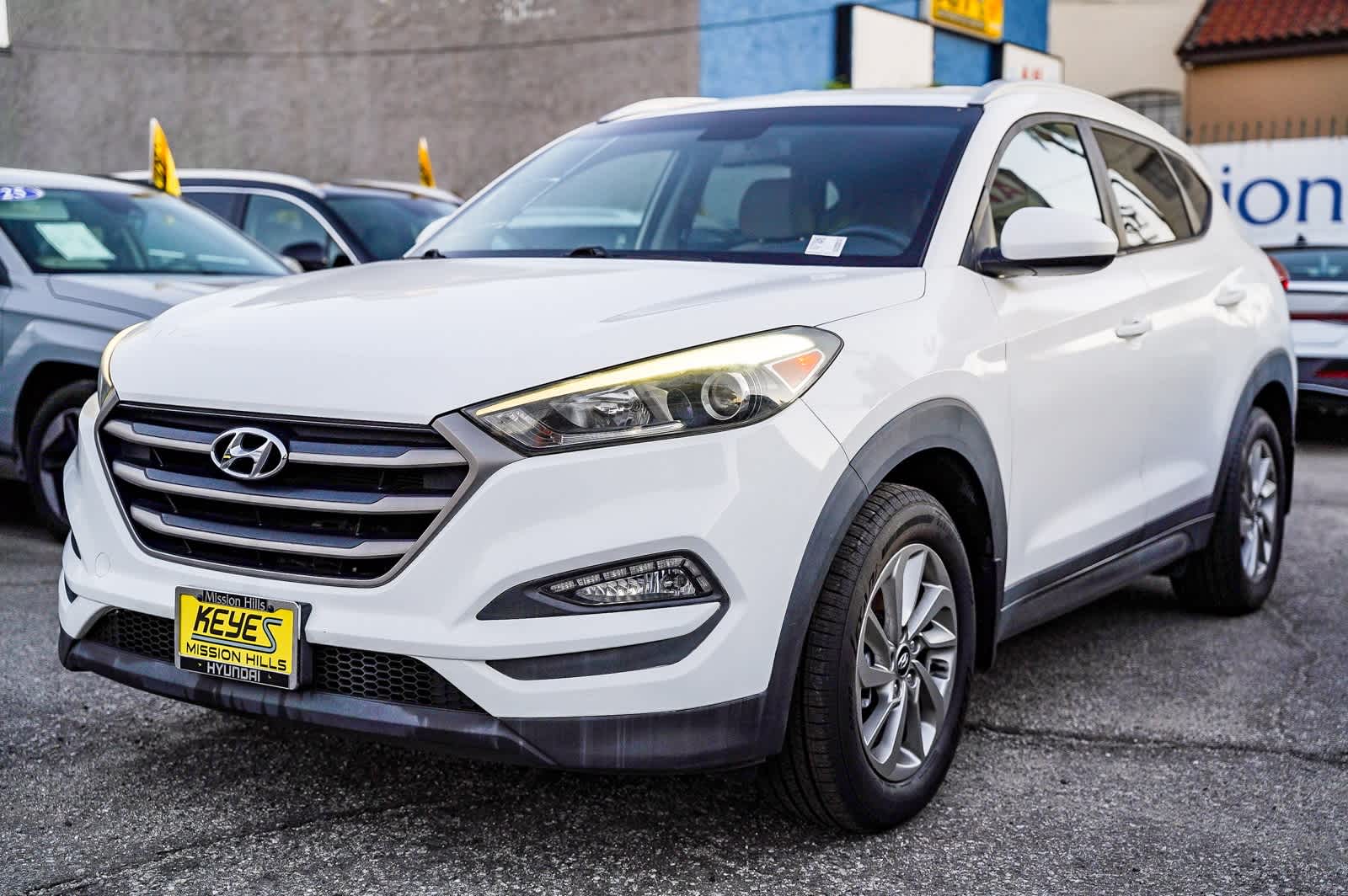 Thumbnail: 2016 Hyundai Tucson - 3