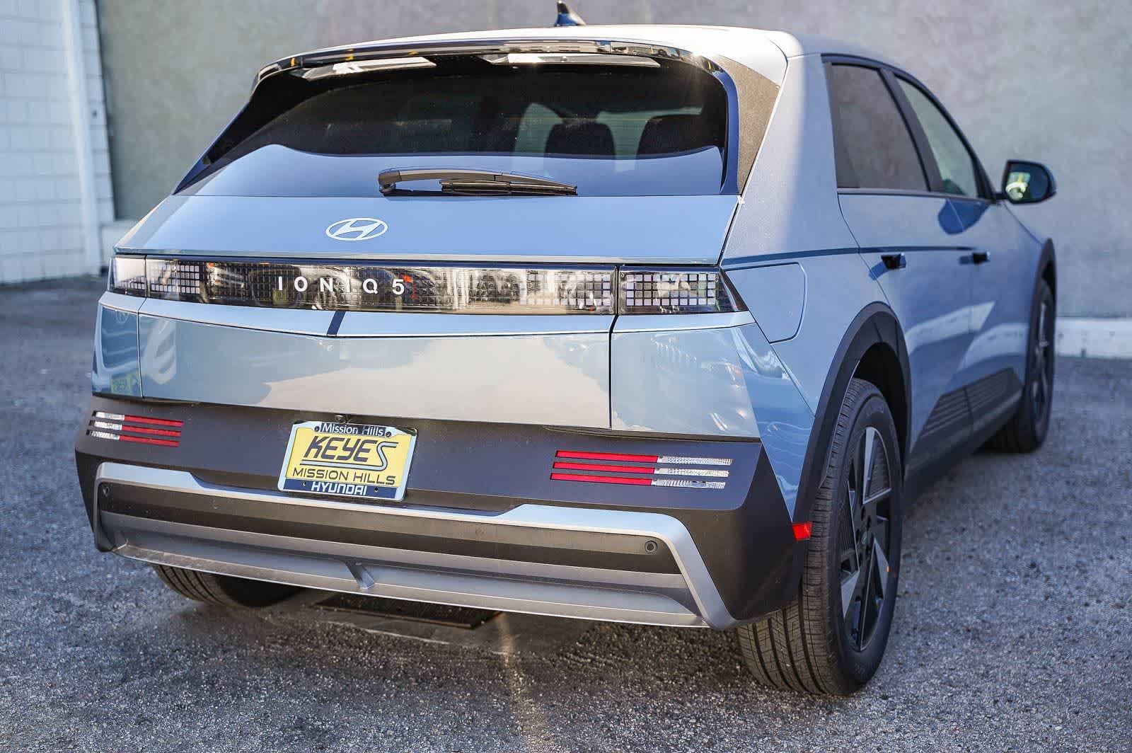 Thumbnail: 2026 Hyundai Ioniq 5 - 8