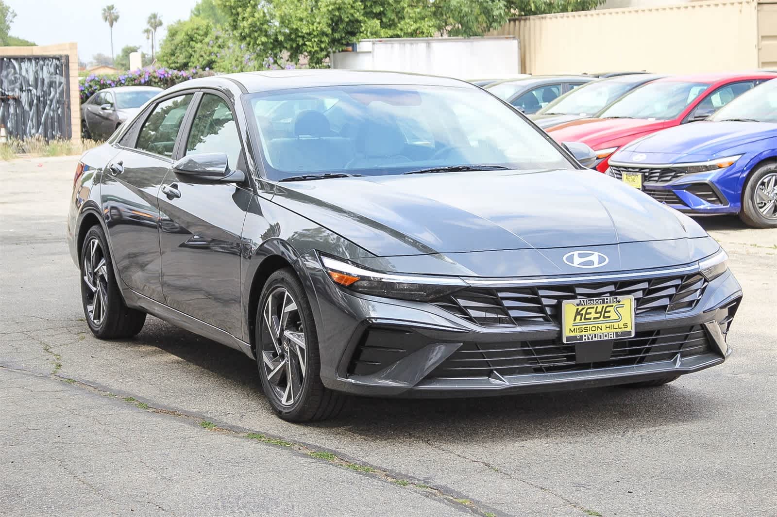 Thumbnail: 2025 Hyundai Elantra - 3