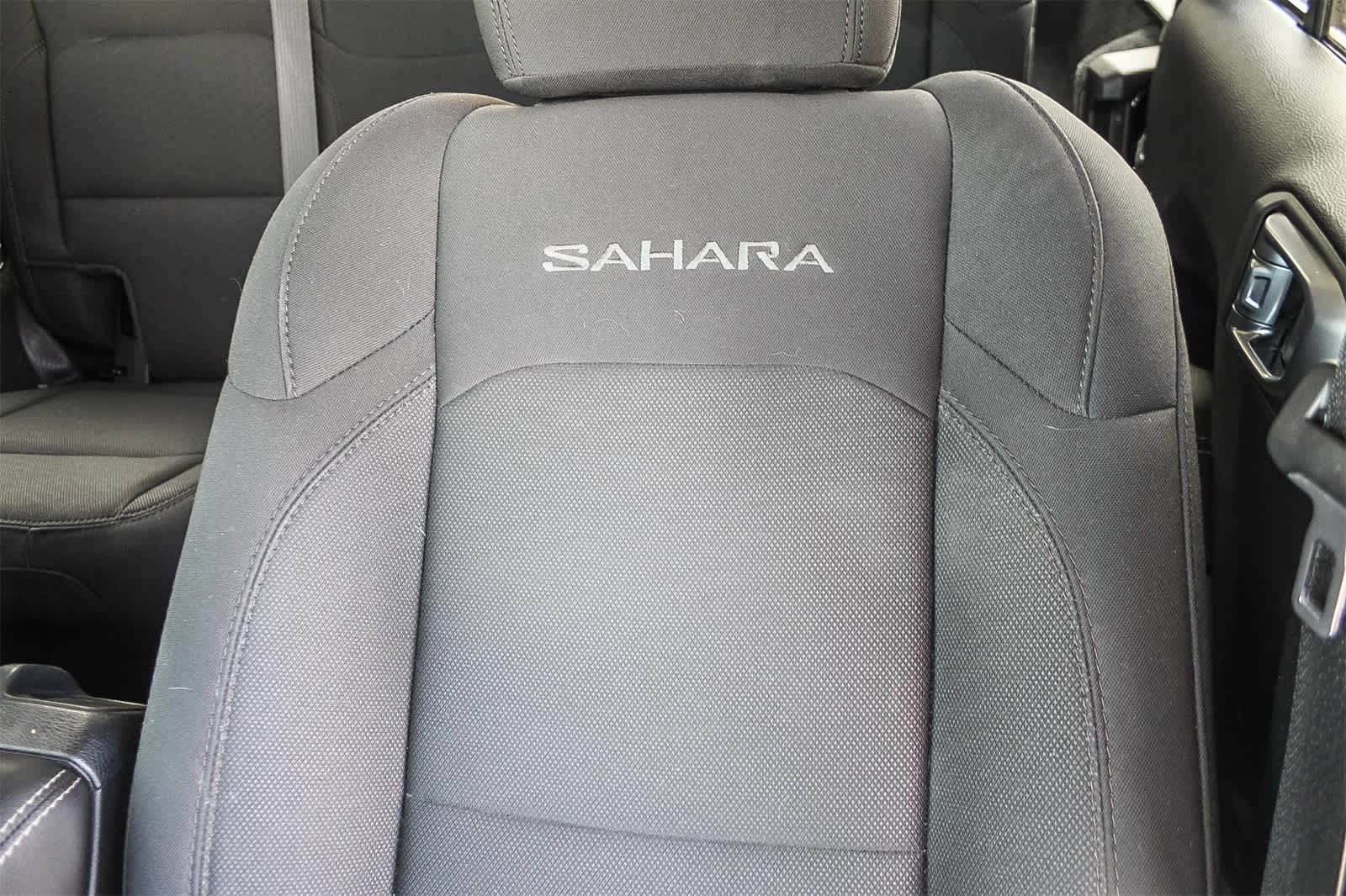2020 Jeep Wrangler Unlimited Sahara 23
