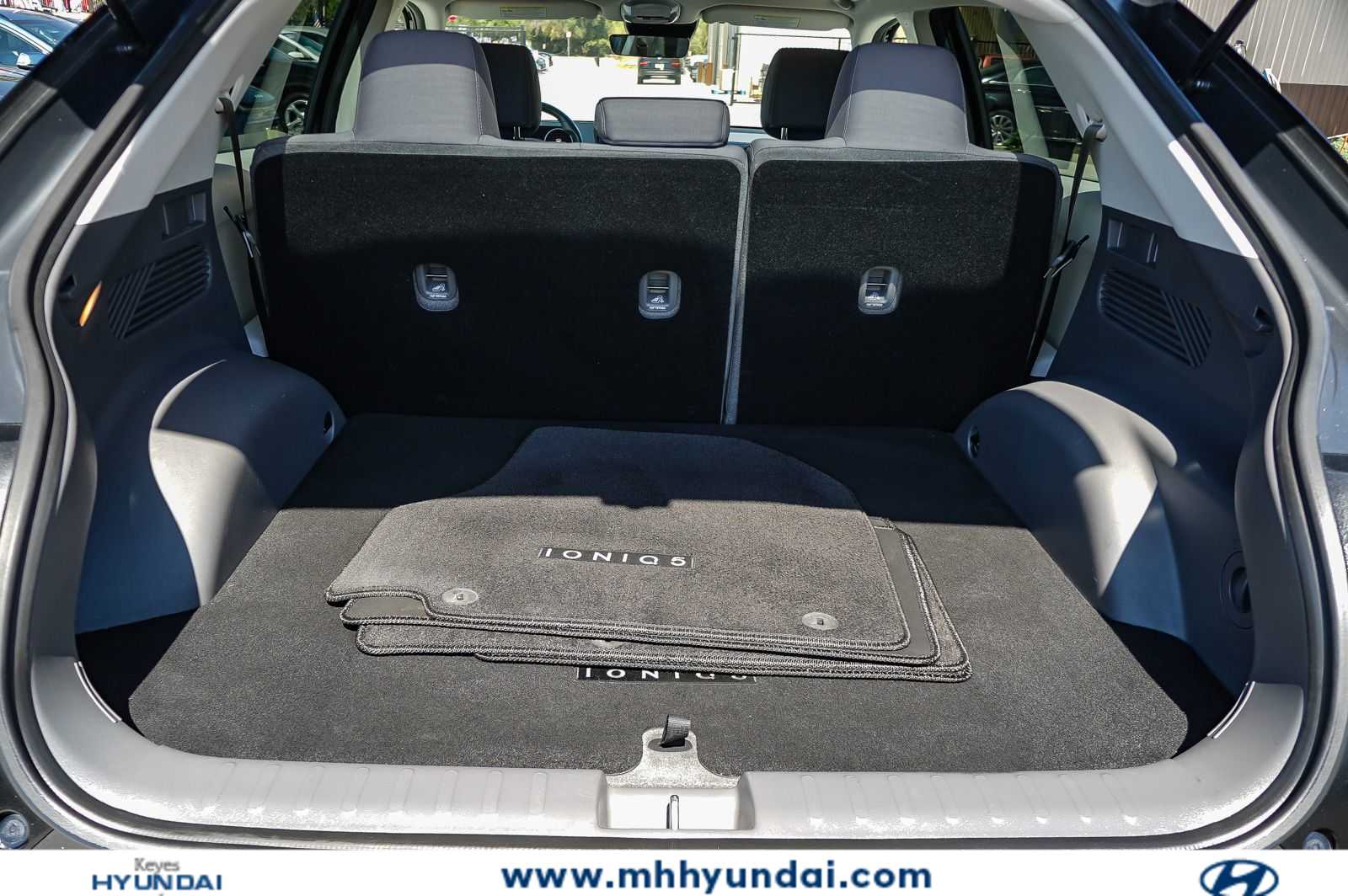 Thumbnail: 2023 Hyundai Ioniq 5 - 27