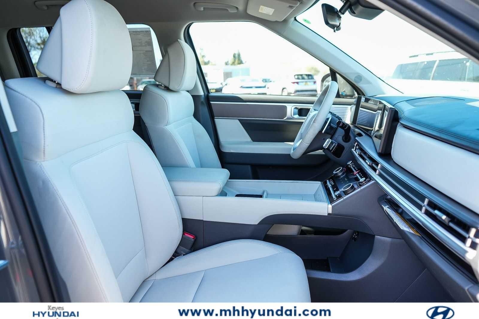 Thumbnail: 2026 Hyundai Santa Fe - 17