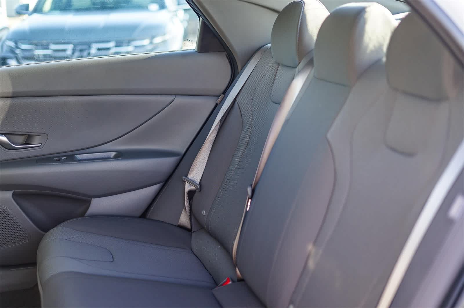 Thumbnail: 2025 Hyundai Elantra - 21