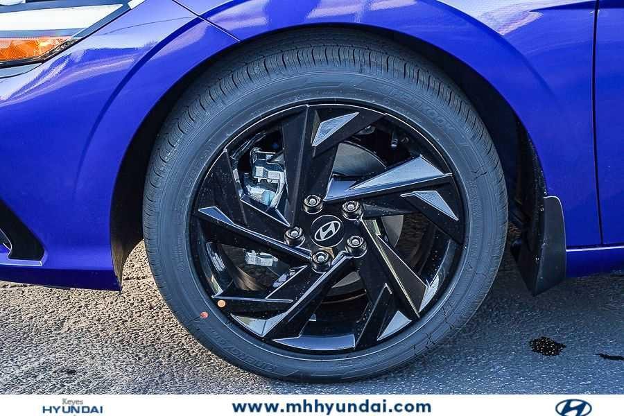 Thumbnail: 2026 Hyundai Elantra - 10