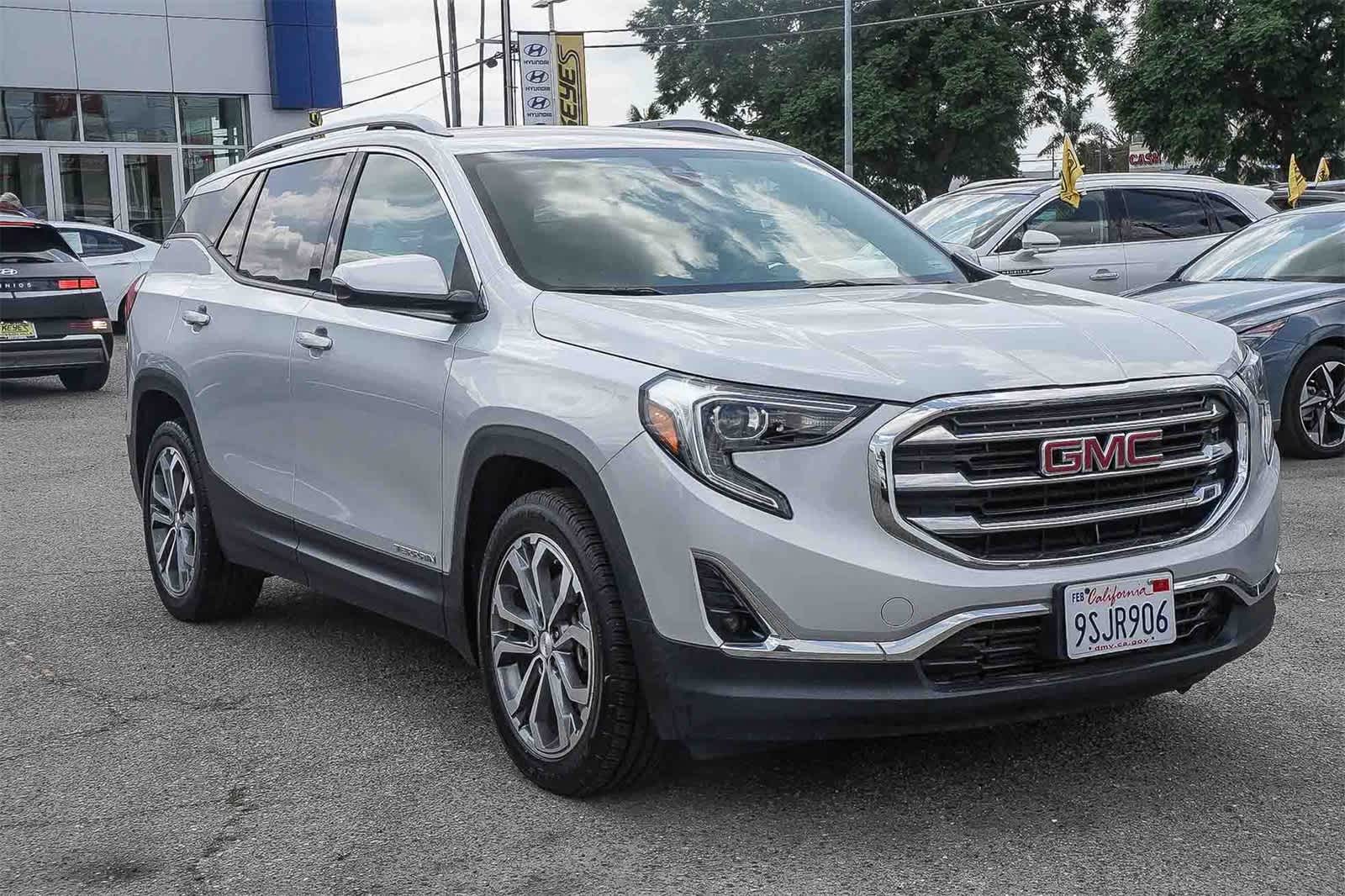 Thumbnail: 2020 GMC Terrain - 3