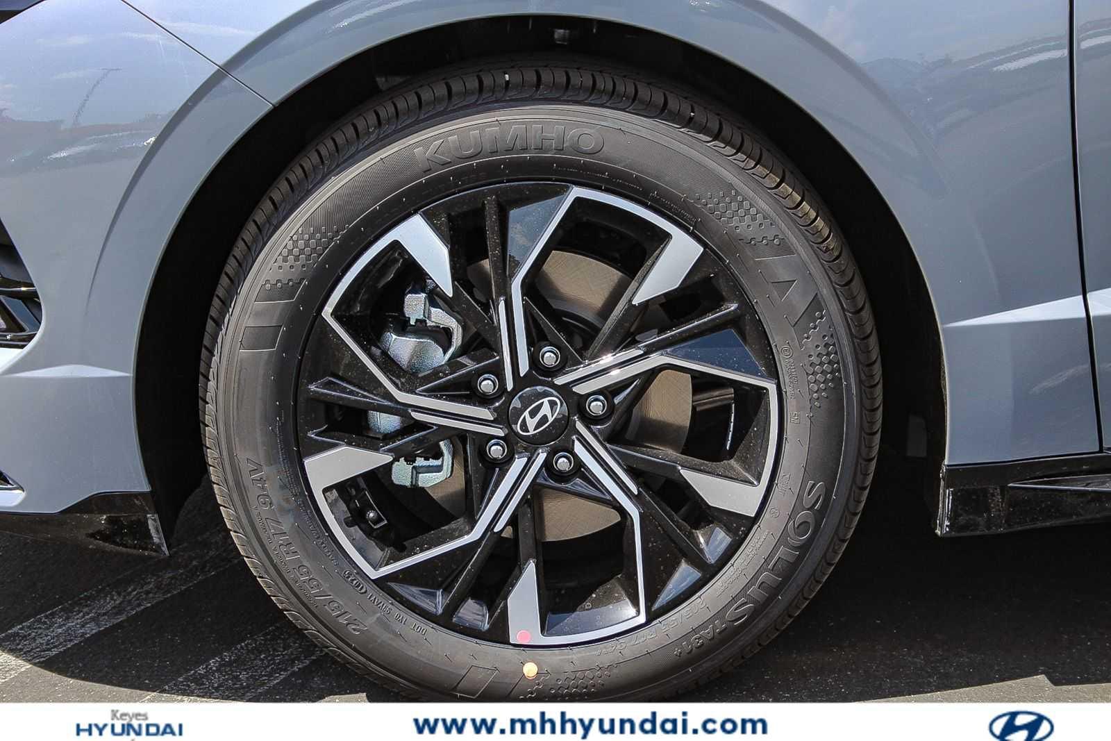Thumbnail: 2025 Hyundai Sonata - 9