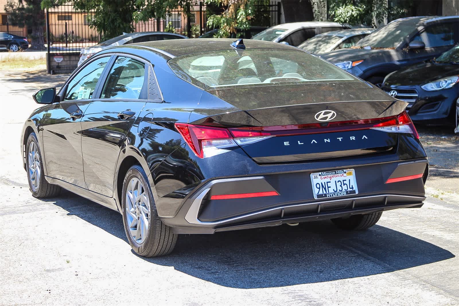Thumbnail: 2024 Hyundai Elantra - 6