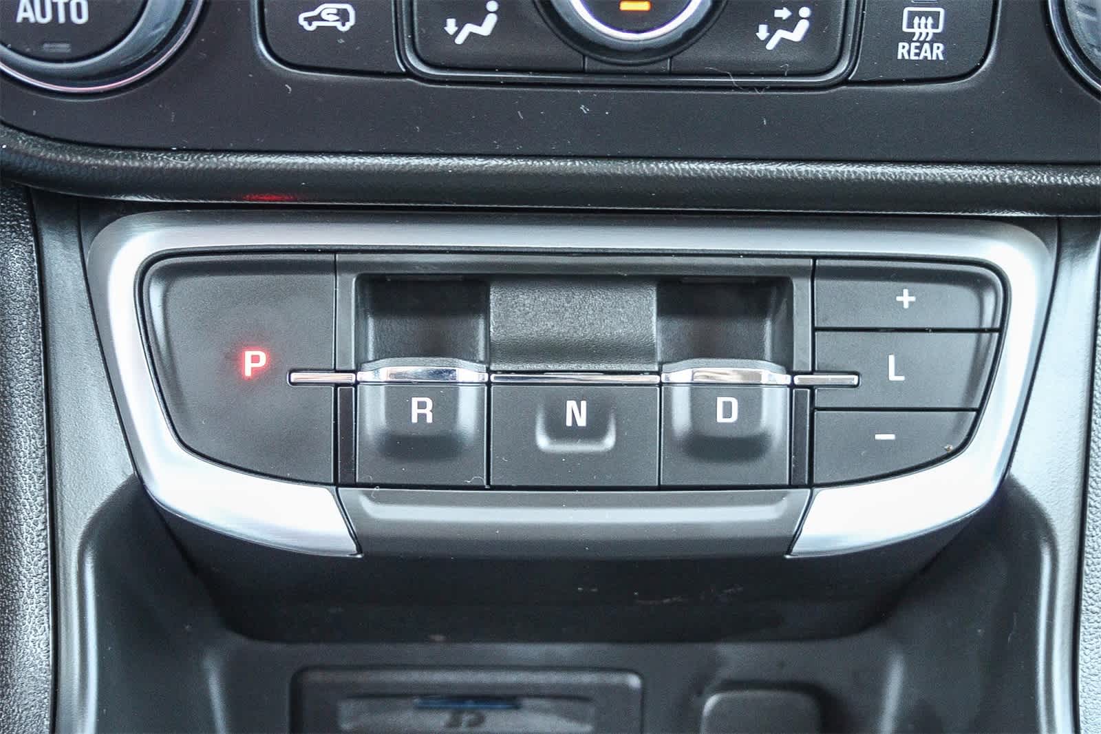 Thumbnail: 2022 GMC Terrain - 18