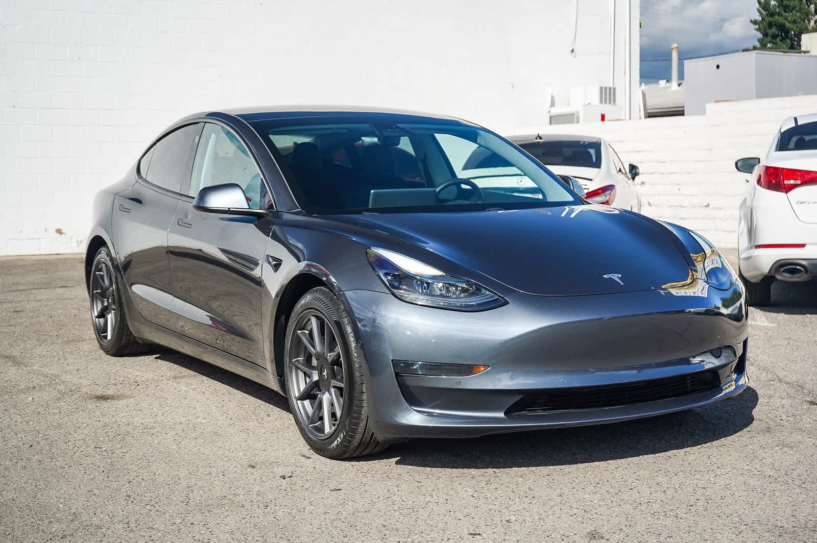 Thumbnail: 2021 Tesla Model 3 - 3