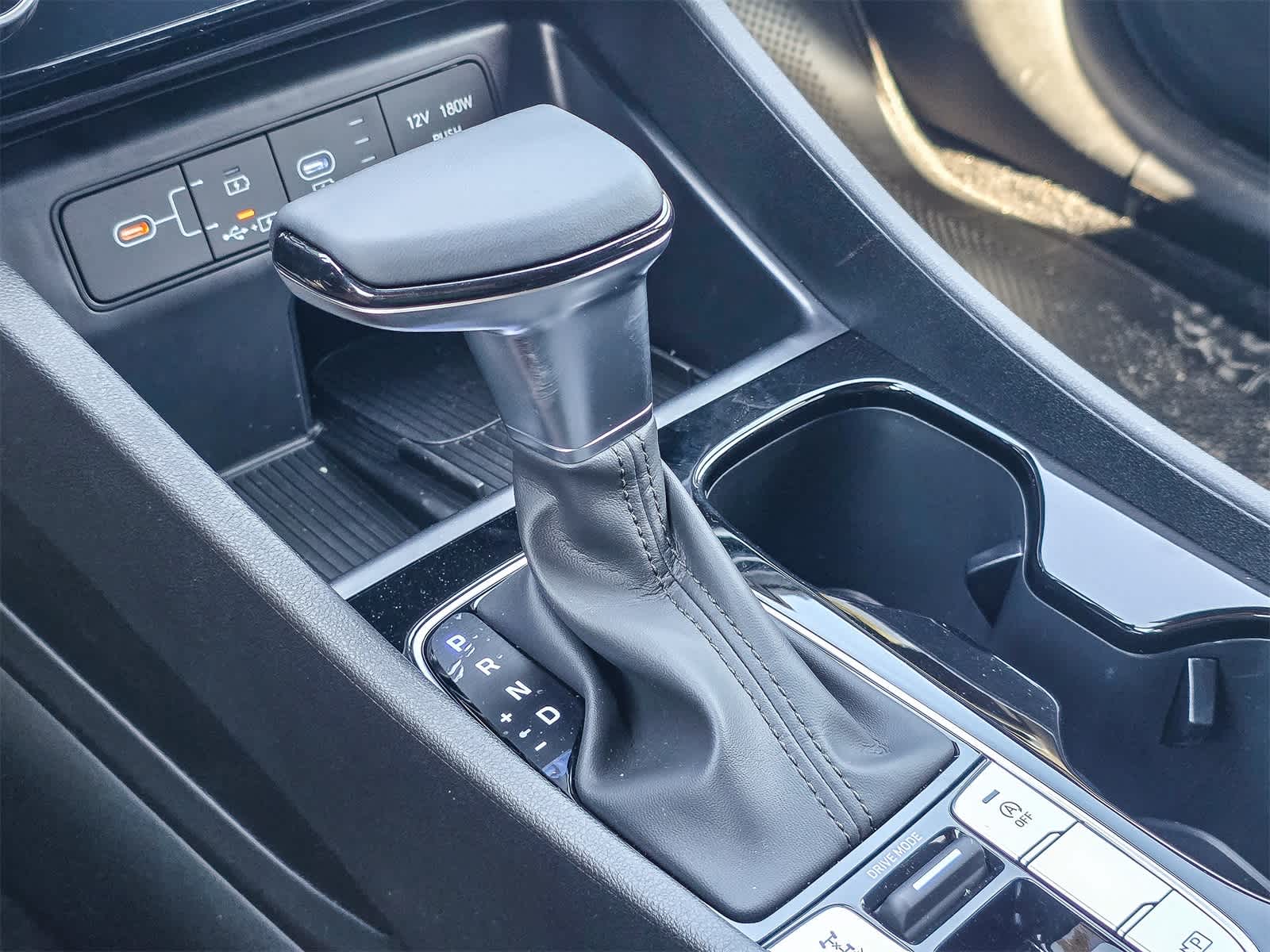 Thumbnail: 2025 Hyundai Tucson - 18