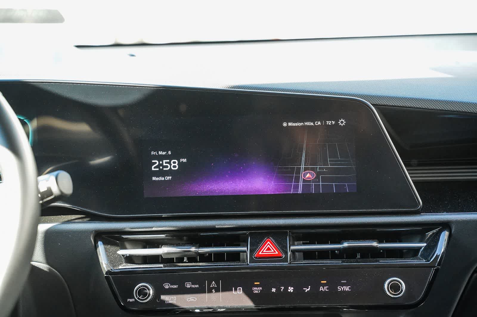 Thumbnail: 2024 Kia Niro - 12