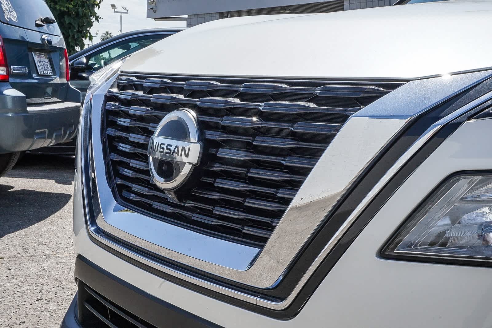 Thumbnail: 2021 Nissan Rogue - 11