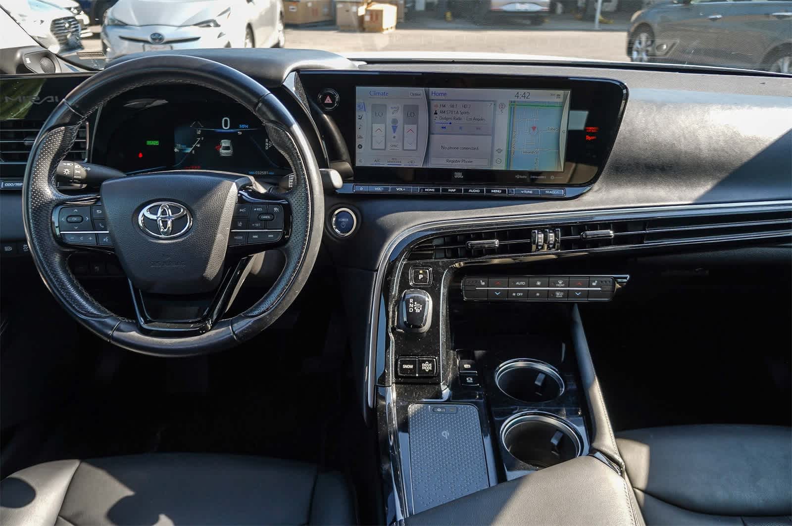 Thumbnail: 2021 Toyota Mirai - 12