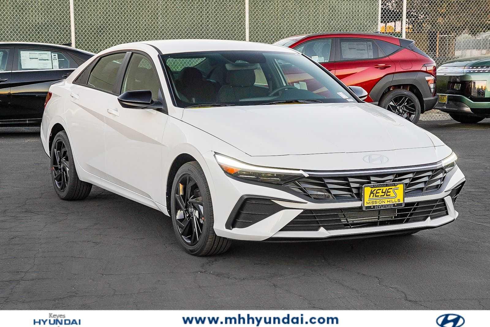 Thumbnail: 2026 Hyundai Elantra - 3