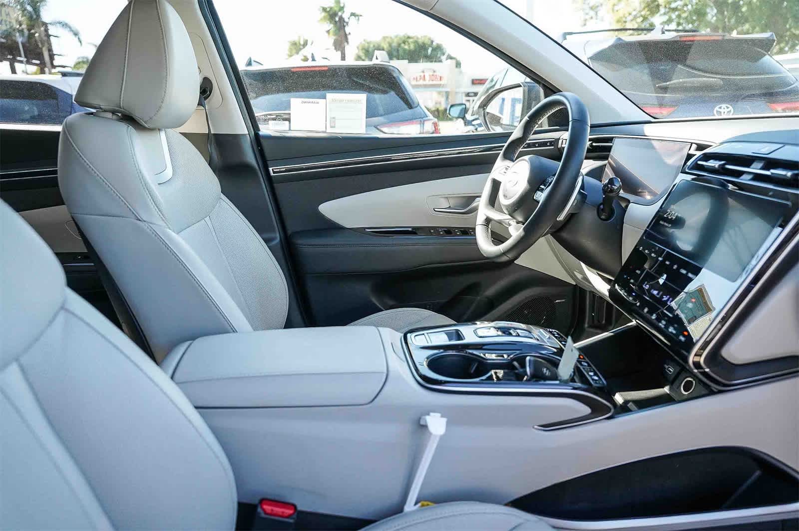 Thumbnail: 2023 Hyundai Tucson - 15